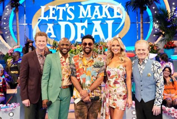 Did Drew Carey host lets make a deal?