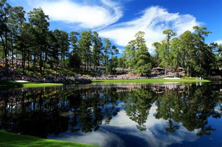 How is the cut determined at Augusta?
