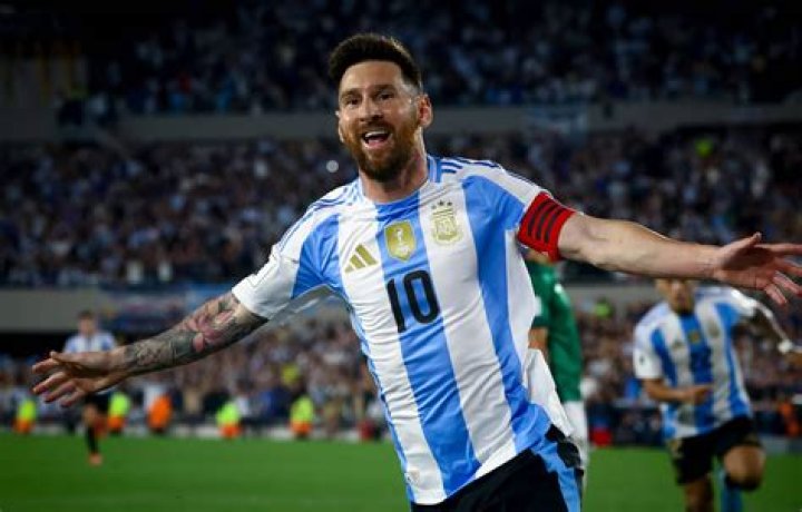 What's bigger Mexico or Argentina?