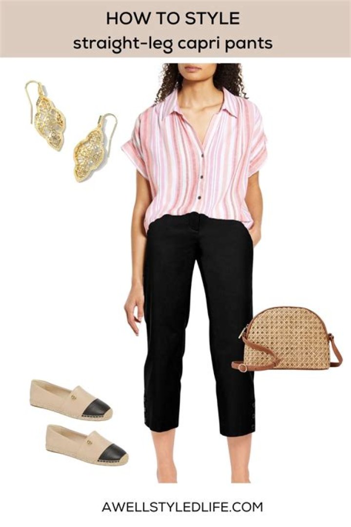 What do you wear with capri leggings in the summer?