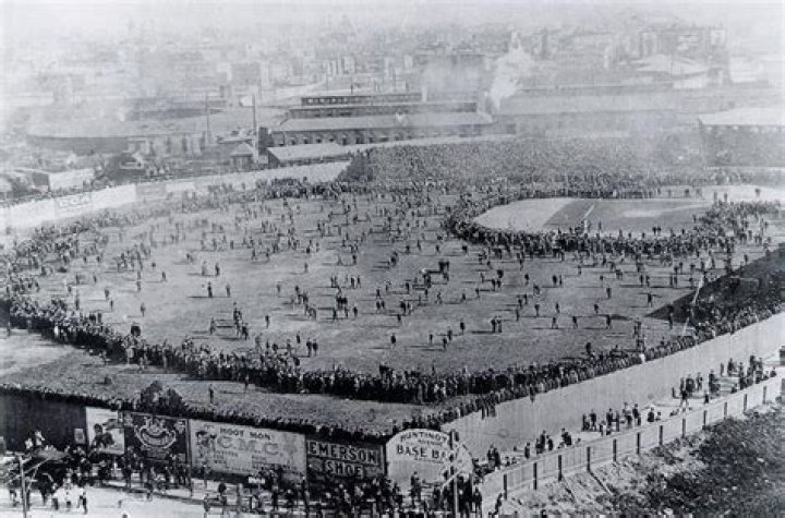 What is the oldest baseball field?