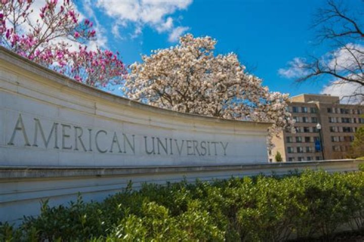What kind of campus is American University?
