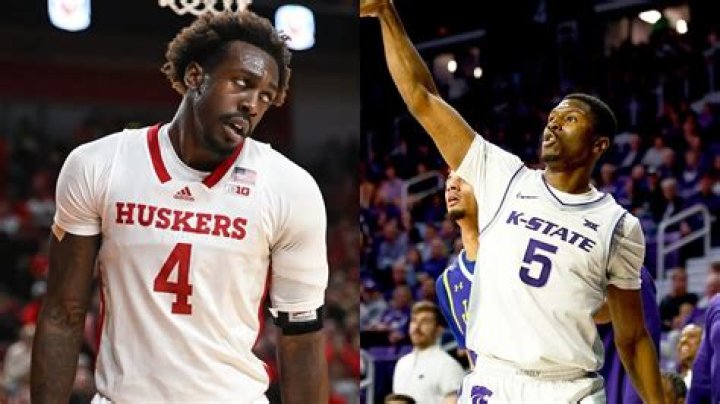 Who wins Kansas vs Villanova?