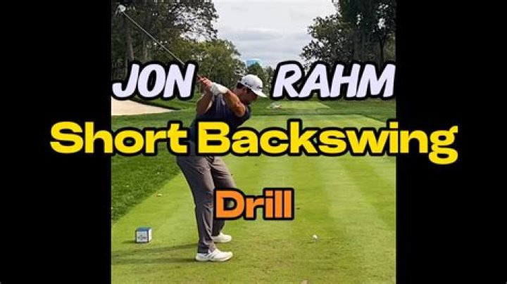 Why does Jon Rahm have short swing?